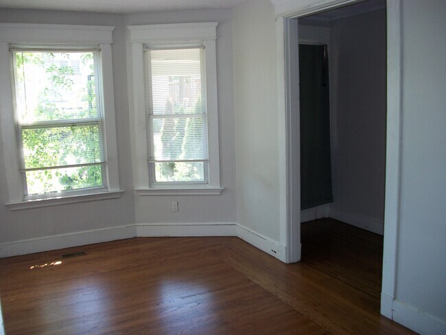 front room - 985 Whalley Ave