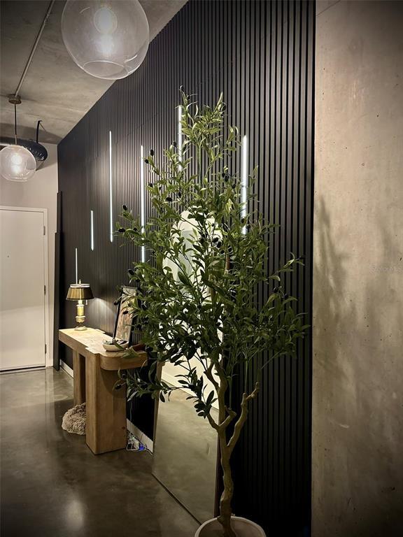 Foto del edificio - 1212 E Whiting St