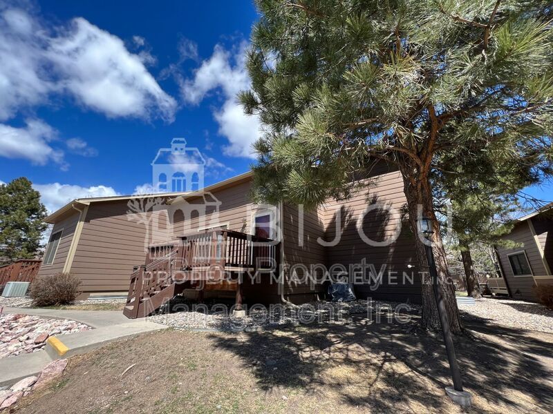 Primary Photo - 6533 Foxdale Cir