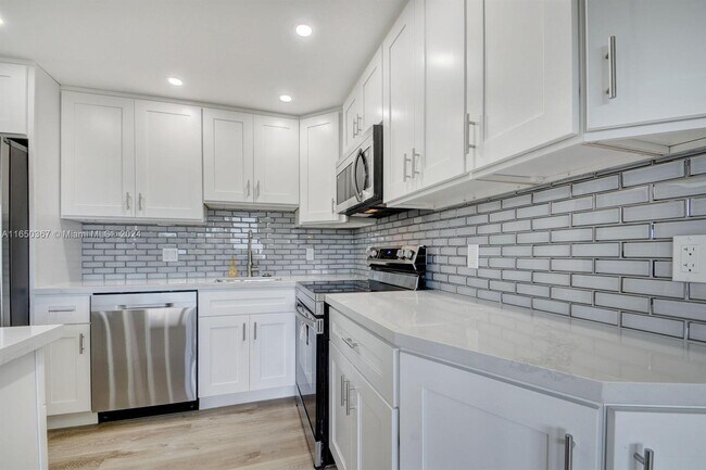 Foto del edificio - 457 Southampton C