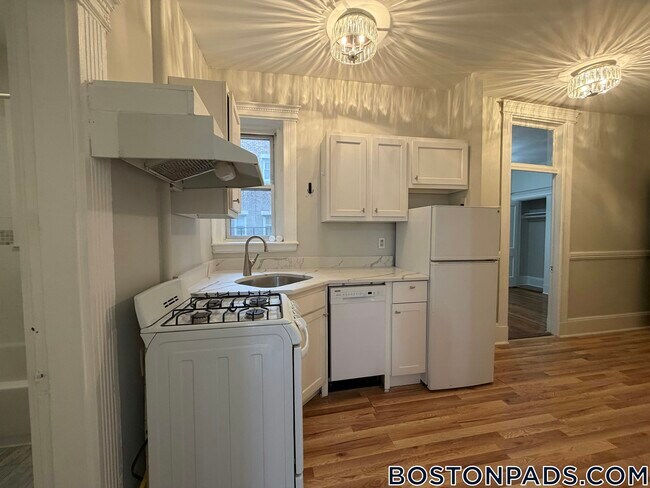 Foto del edificio - 38 Hemenway St