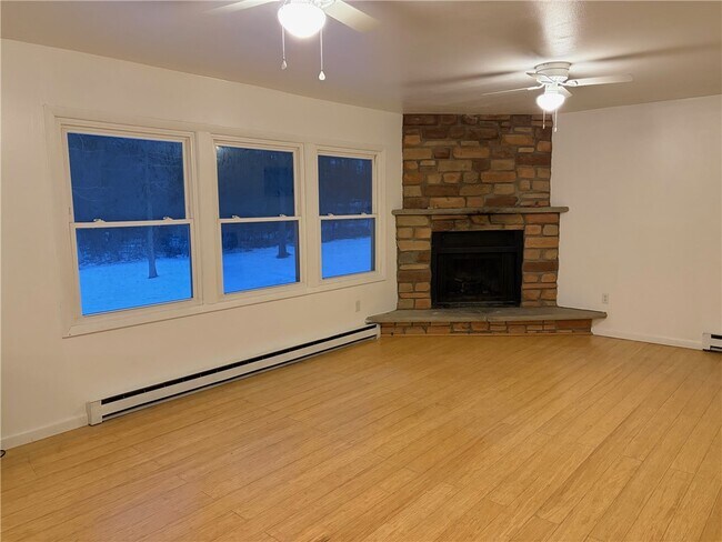 Foto del edificio - 39 Highgate Cir