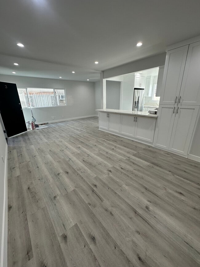 Building Photo - 8363 Blackburn Ave