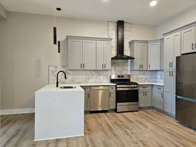 Cocina - 5827 Broadway St