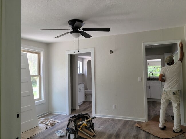 Dining Room - 1530 Smith St