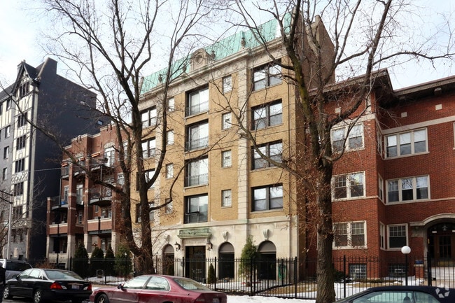 Building Photo - 5726 N. Winthrop