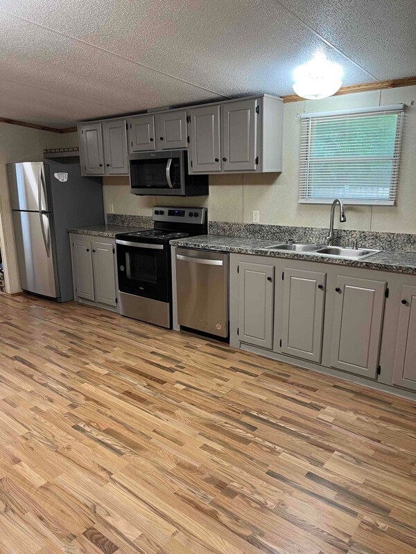 Building Photo - 177 Neches Dr