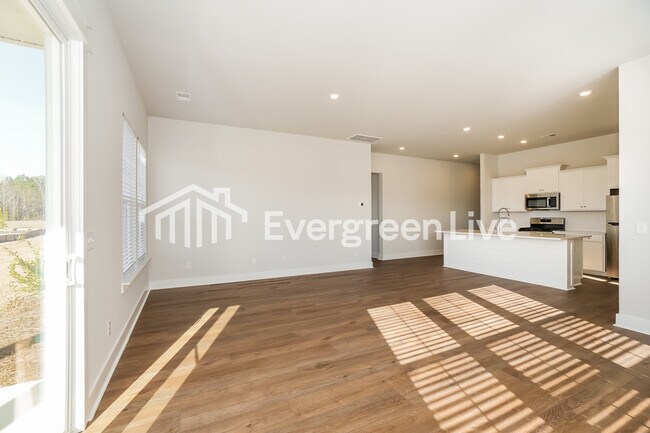 Building Photo - 131 Bloomsbury St