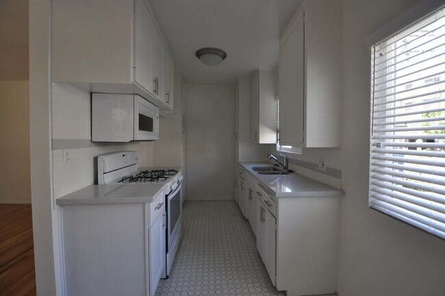 Foto del edificio - 11054 Otsego St