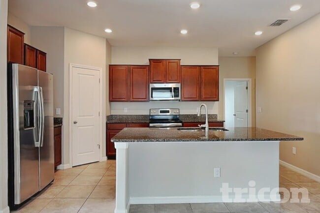Building Photo - 10410 Fairy Moss Ln