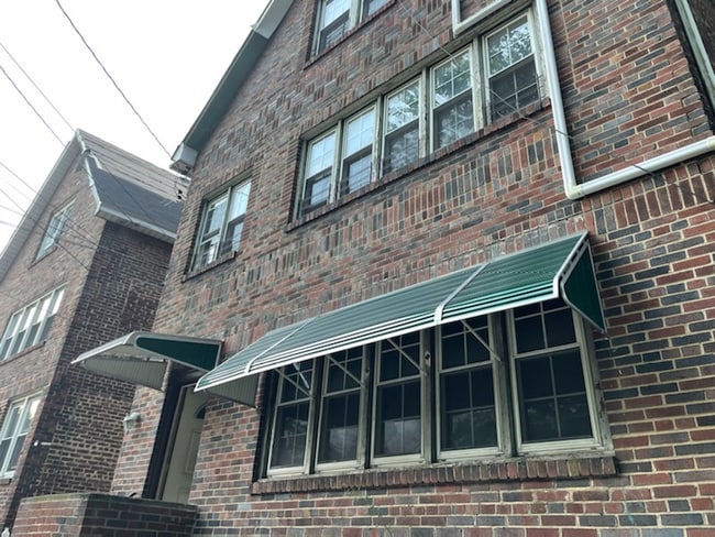 Photo - 665 S 3rd Ave Apartment