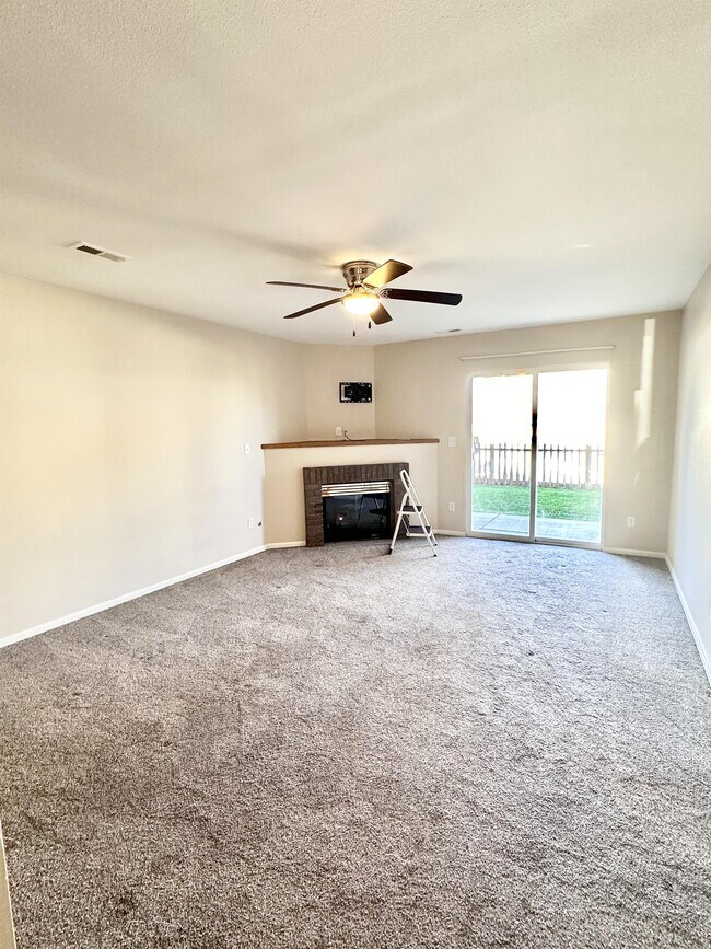 Foto del edificio - 2960 W Stuart St