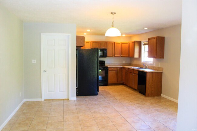 Building Photo - 7872 Sandalwood Dr