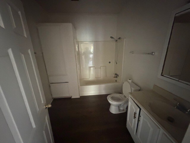 Foto del edificio - 1610 Taylor St