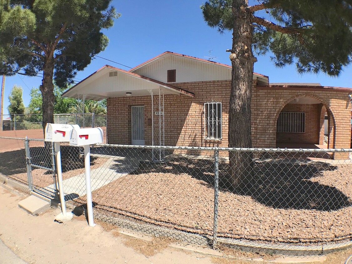 Primary Photo - West El Paso 2 bed Refrig A/C duplex