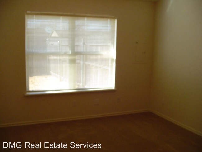 Building Photo - 1624 High Cir