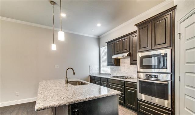 Foto del edificio - 4115 Lightcreek Ln
