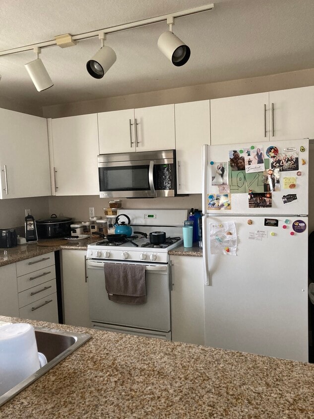 Foto principal - 3850 Juno Beach St