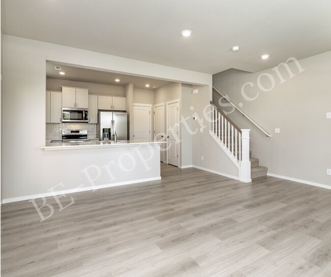 Foto del edificio - Stunning New construction; 3Bedroom 2Bathr...