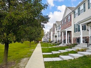 Building Photo - 1204 Neubauer Circle Building Photo - 1204 Neubauer Circle