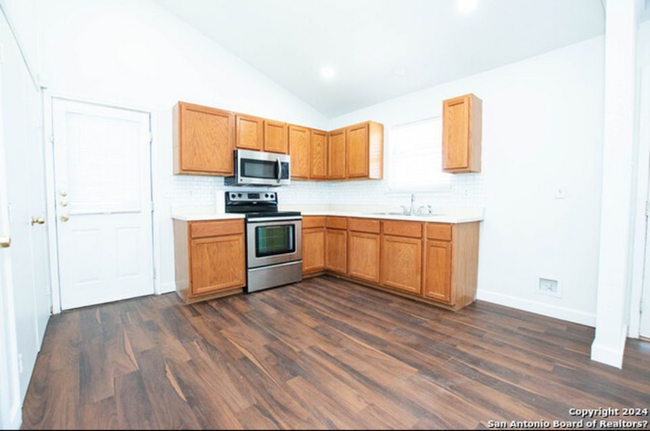 Building Photo - 4927 Fortuna
