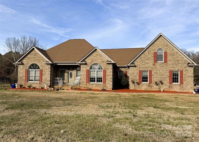 Foto del edificio - 5919 Newell Dr