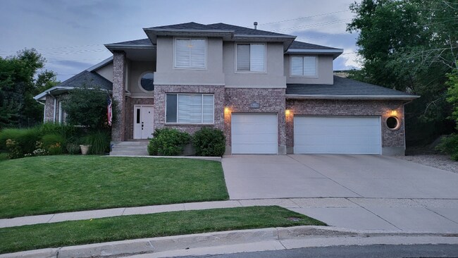 Foto del edificio - 1622 Heatherwood Cir