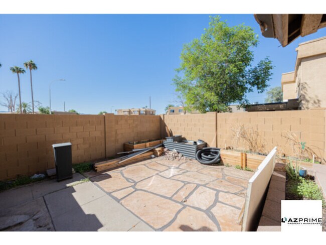 Foto del edificio - Charming 2/1 Phoenix Townhouse - Cozy, Con...