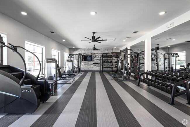 State of the Art Fitness Center - Windsor Apartments
