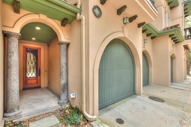 Foto del edificio - 1529 Barton Springs Rd