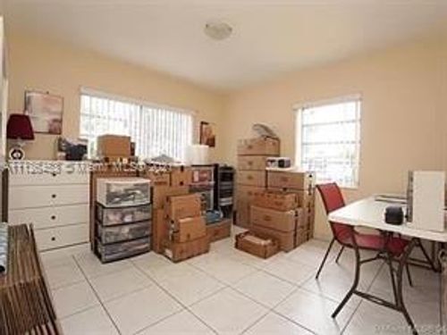 Foto del edificio - 8571 SW 29th St