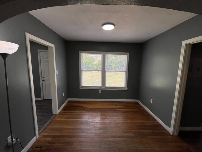 Foto del edificio - 2331 Waverly Ave
