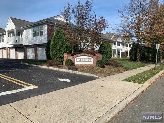 Primary Photo - 36 Wanamaker Ave
