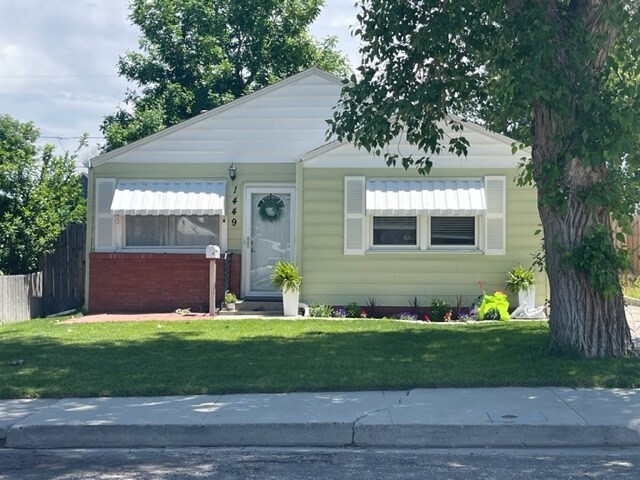 Foto principal - 1449 S Wilson St