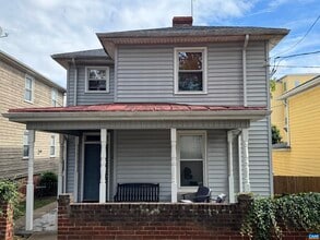 Building Photo - 110 7th St NW