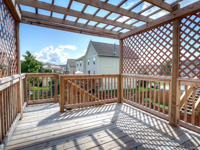 Foto del edificio - 91 Evan Rd