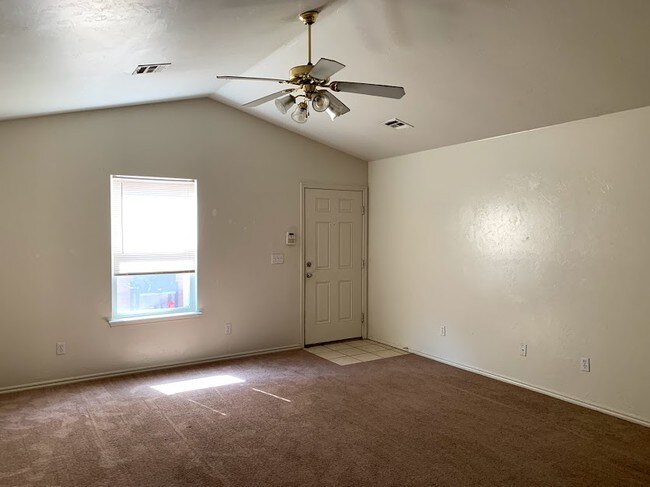 Building Photo - 1108-UNIT Brandywine Ln
