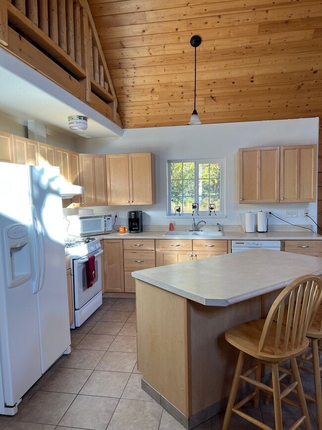Foto del edificio - Short Term, Furnished Rental