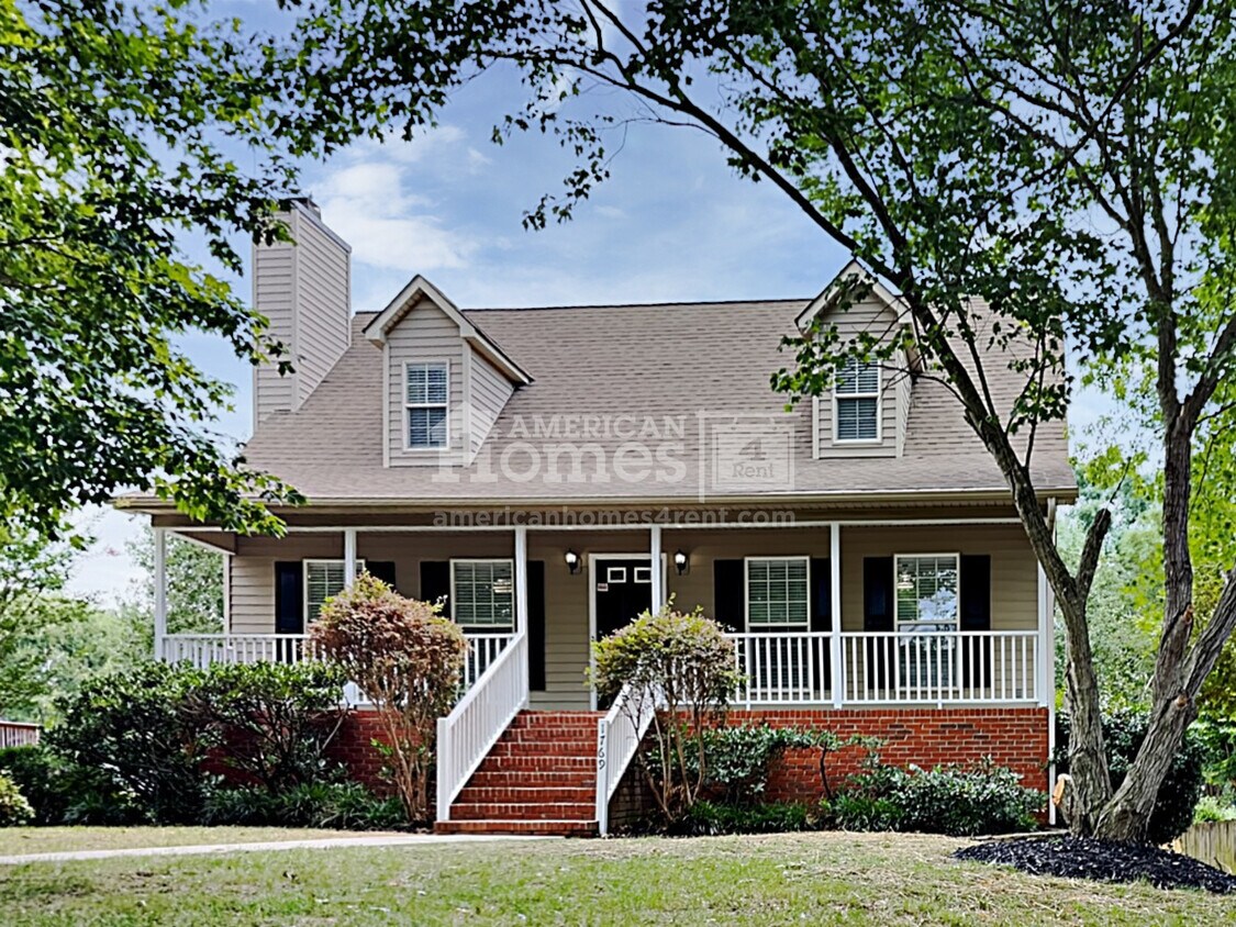 1769 Ammons Drive House for Rent in Clemmons, NC