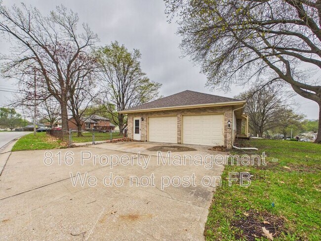 Foto del edificio - 817 N Choctaw Ave