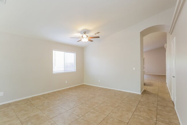 Building Photo - 21861 W Mohave St