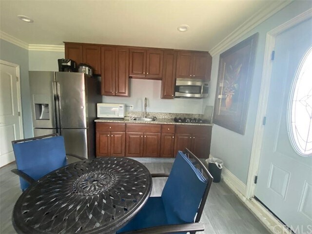 Foto del edificio - 15654 Cadwell St