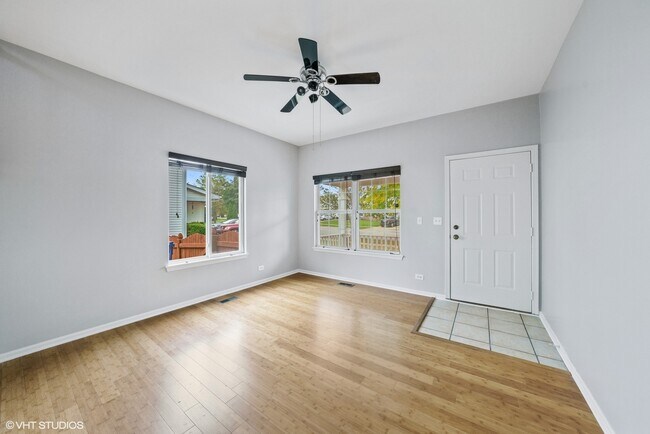 Building Photo - 2748 Cedar Glade Rd
