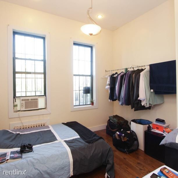 Foto del edificio - 1432 Greene Ave