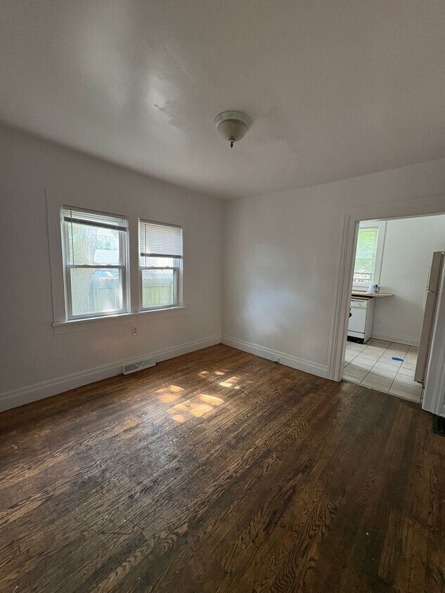 Emmet Street (Rolling Lakes Yacht Club LLC) - Emmet Street (Rolling Lakes Yacht Club LLC)