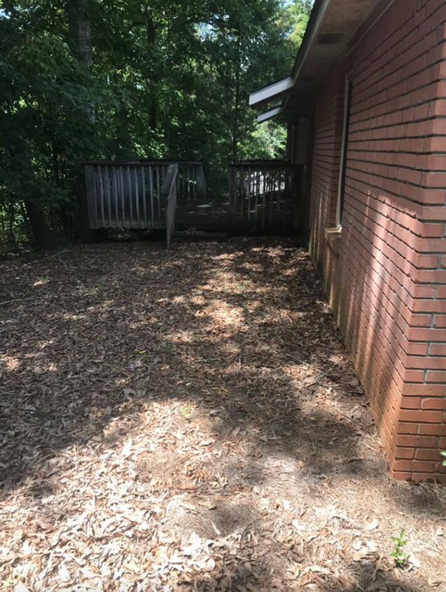 Foto del edificio - Available Fall 2026!