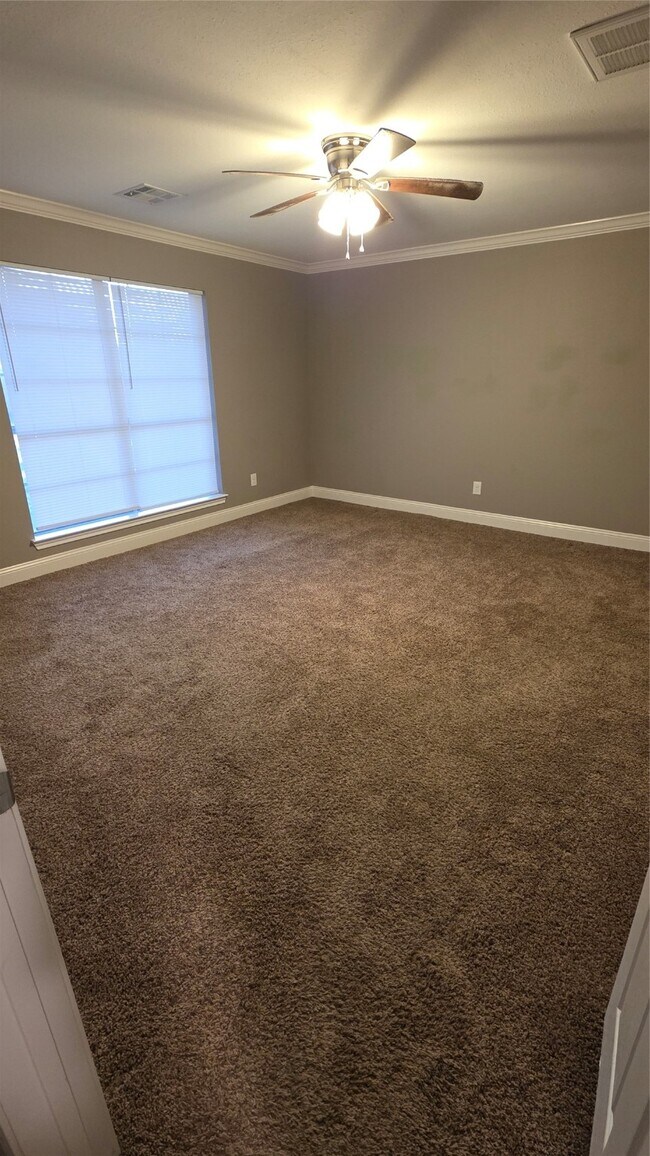 Foto del edificio - 3210 Bishopton St