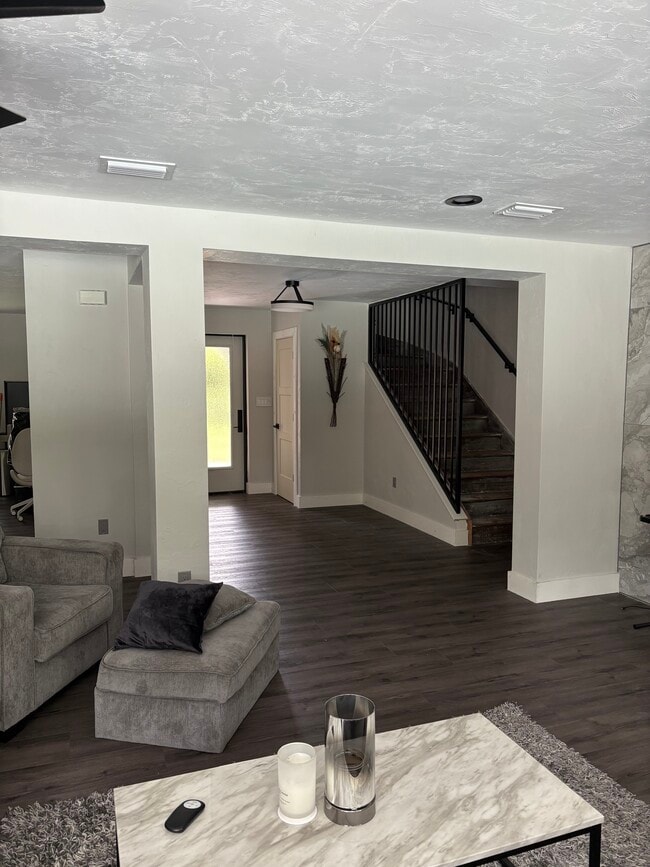 Building Photo - 701 NW 28th St