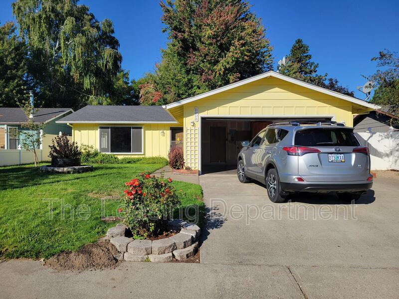 1936 Meadow Glen, Grants Pass, OR 97527 House Rental in Grants Pass