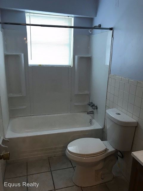 Foto del edificio - 3007 Mid Dale Ln